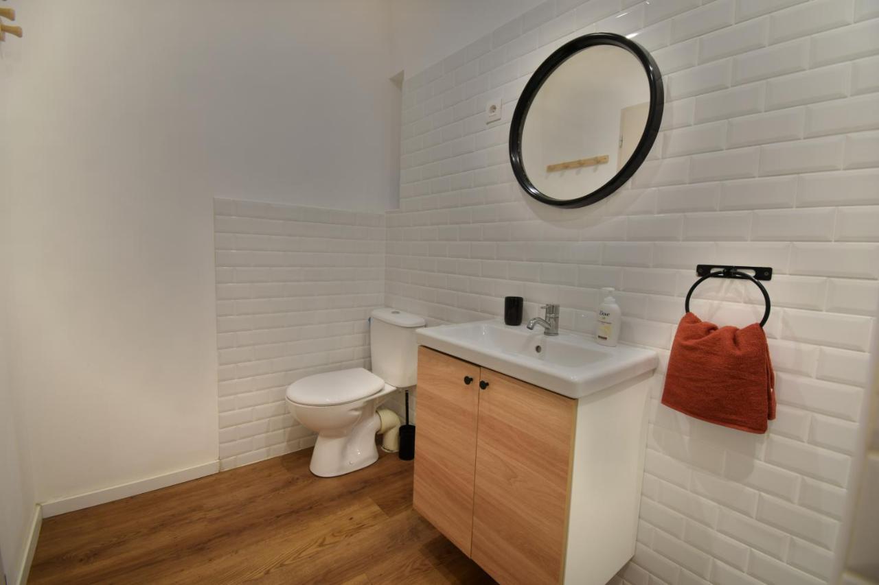 Appartement Cosy A 50 M De La Plage Et Du Port Meze Ngoại thất bức ảnh