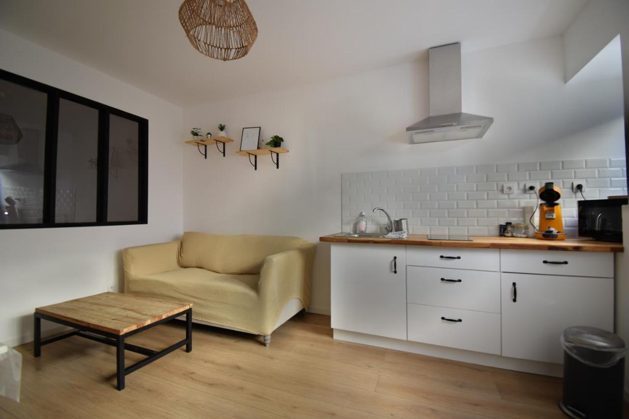Appartement Cosy A 50 M De La Plage Et Du Port Meze Ngoại thất bức ảnh