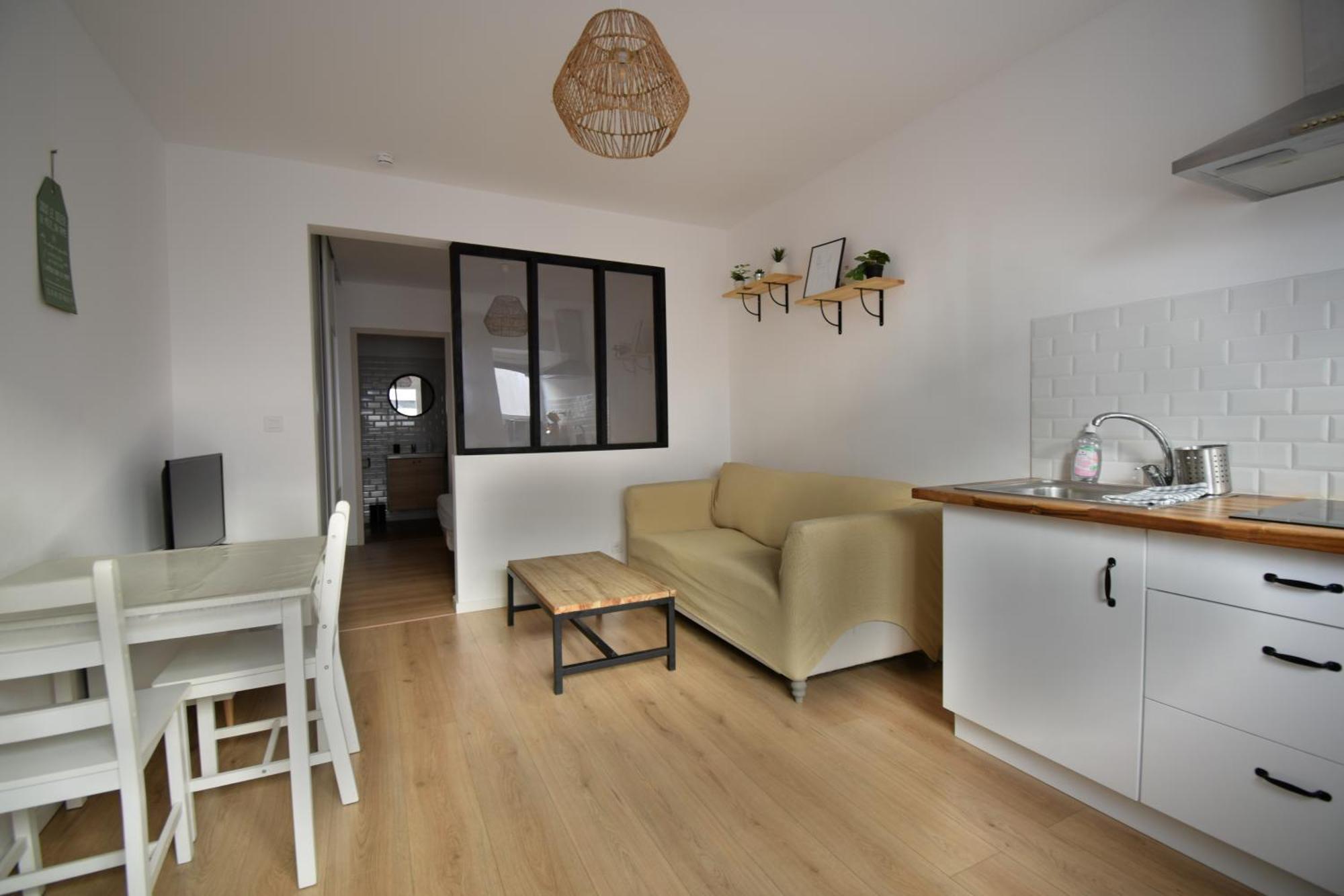 Appartement Cosy A 50 M De La Plage Et Du Port Meze Ngoại thất bức ảnh
